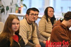 Újvidéki magyar tannyelvű intézmények látogatása (Ótos András felvétele)