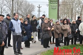 Ünnepélyes istentisztelet és koszorúzás Magyarittabén (Ótos András felvétele)