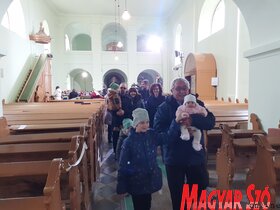 Ünnepi istentisztelet a pacséri református templomban (Kazinczy Paszterkó Diana)