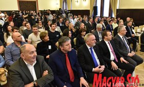 2016 a külhoni magyar fiatal vállalkozók éve - nyitórendezvény (Ótos András felvétele)