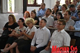 A  XX. Vajdasági Szabadegyetem hivatalos megnyitója (Ótos András felvétele)