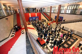 A Ľudovít Mičátek-díj átadása a tartományi kormányban az emberi és kisebbségi jogok terén elért eredményekért (Ótos András felvétele)