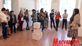 A Középiskolások Művészeti Vetélkedőjének nyitónapja Becsén