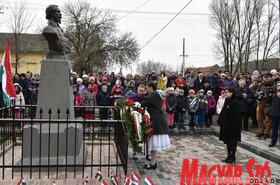 A Kossuth-szobor leleplezése Magyarittabén