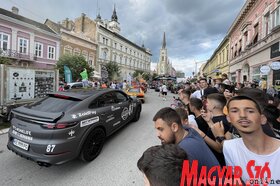 A One Life Rally sportautó kiállítása Újvidéken (Ótos András felvétele)