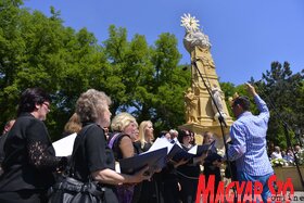 A Szentháromság-szobor újraszentelése Szabadkán