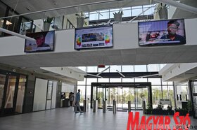 Anyanyelvi Akadémia a Vajdasági RTV székházában