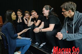 Az Újvidéki Művészeti Akadémia másodévesei részt vesznek a VM4K Mozdulj! Petőfi! programsorozatában (Dávid Csilla felvétele)