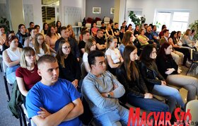 Az Egyetemi felkészítő tábor megnyitója az Európa Kollégiumban (Dávid Csilla felvétele)