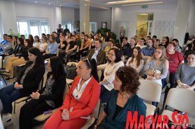 Az Egyetemi felkészítő tábor megnyitója az Európa Kollégiumban (Dávid Csilla felvétele)