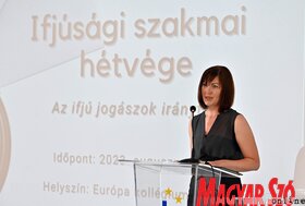 Az ifjú jogászok iránytűje szakmai tanácskozás az Európa Kollégiumban (Ótos András felvétele)
