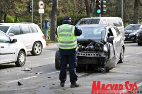 Több személygépjármű és egy teherautó ütközött Szabadkán (Molnár Edvárd felvétele)