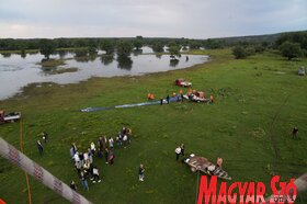 Bemutatták a turistákat szállító hőlégballonokat Krčedin szigetén