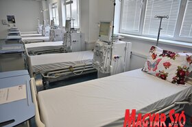Dialízis központ nyílt az egykori mišeluki Covid-kórházban