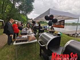 Grill-, BBQ- és Rostélyfesztivál a topolyai tóparton (Herceg Elizabetta felvétele)