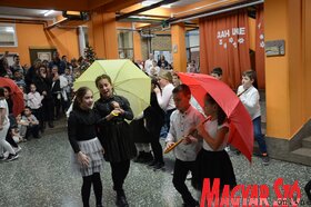 Iskolanapot ünnepelt  a kúlai Petőfi Brigád Általános Iskola (Paraczky László felvétele)