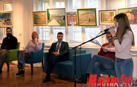 Könyvtárak a művészek szemével vándorkiállítás megnyitója (Dávid Csilla felvétele)