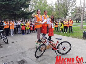 Kerékpárt nyertek a közlekedési verseny legjobbjai Bácskossuthfalván