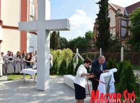 Keresztszentelési ünnepség az Európa Kollégiumban