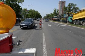 Lebénult Újvidék főútvonala - A Felszabadulás sugárút aszfaltburkolatát újítják fel (Dávid Csilla felvétele)