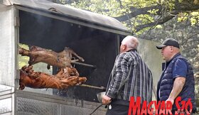 Majális a Tarcal hegyen (Ótos András Felvétele)