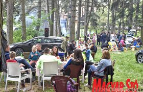 Majális a Tarcal hegyen (Ótos András Felvétele)