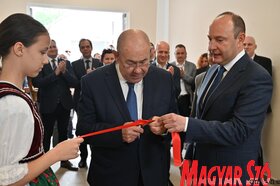 Megnyílt az Újvideki Petofi Sandor MMK felújitott épülete (Ótos András Felvétele)