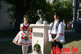 Petőfi-mellszobrot kapott Kúla (Paraczky László felvétele)