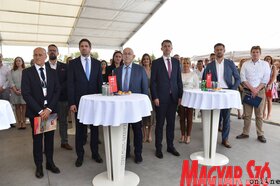 Születésnapot ünnepeltek és fejlesztést adtak át a Gebi Kft.-ben  (Molnár Edvárd felvétele)