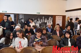 Vajdasági Magyar Amatőr Színjátszók XXVII. Találkozója Topolyán (Molnár Edvárd felvétele)