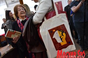 Vajdasági Magyar Amatőr Színjátszók XXVII. Találkozója Topolyán (Molnár Edvárd felvétele)