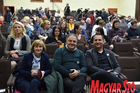 Vajdasági Magyar Amatőr Színjátszók XXVII. Találkozója Topolyán (Molnár Edvárd felvétele)