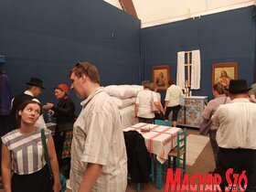 Vajdasági Magyar Táncháztalálkozó és Sokadalom Topolyán (Kazinczy Paszterkó Diana felvétele)