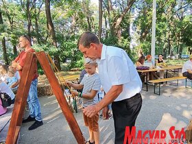 Vajdasági Magyar Táncháztalálkozó és Sokadalom Topolyán (Kazinczy Paszterkó Diana felvétele)