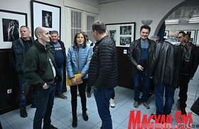 Zoran Veselinović könyvbemutatója Kiszácson (Ótos András felvétele)