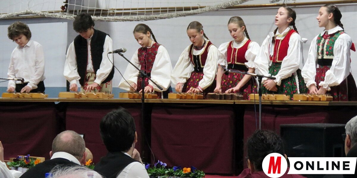 Egymás örömére citeráztak