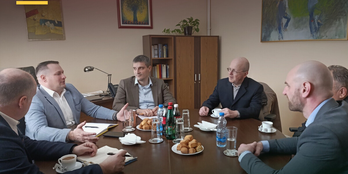 Hadisírok és emlékhelyek gondozásáról egyeztettek