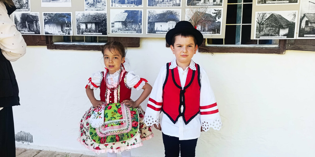 „A szőlő szereti, ha ölelgetik”